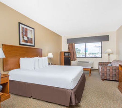 Days Inn by Wyndham Phenix City Near Fort Benning