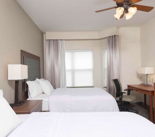 Homewood Suites by Hilton Indianapolis Airport / Plainfield