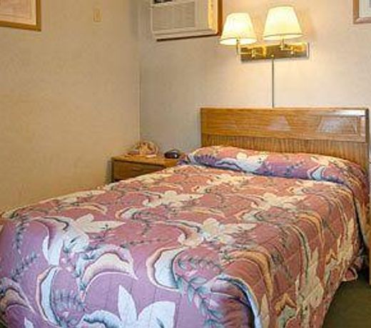 SUPER 8 MOTEL - NORTH EAST-ERI