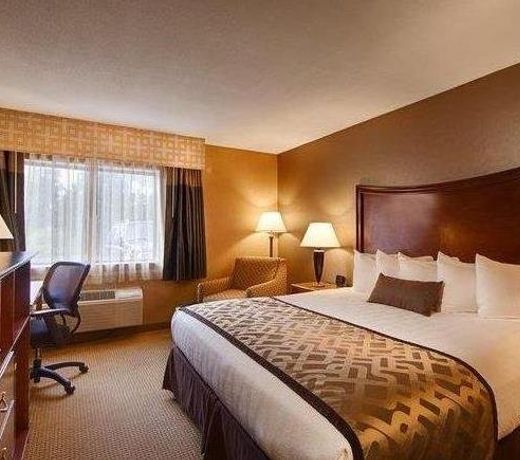 Best Western Plus North Haven Hotel
