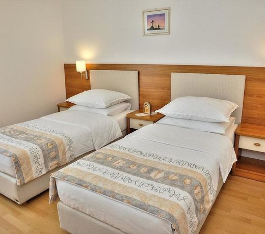 Hotel Leonardo
