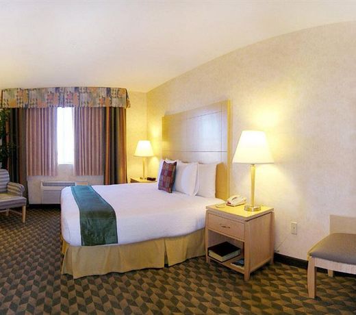 Best Western Plus North Las Vegas Inn & Suites