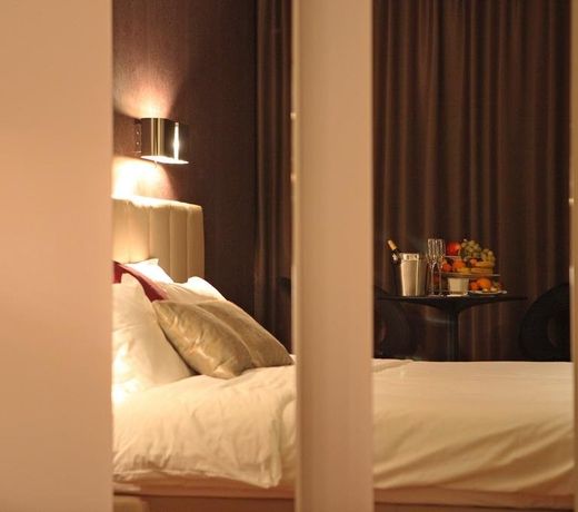 Hotel IN