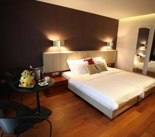 Hotel IN