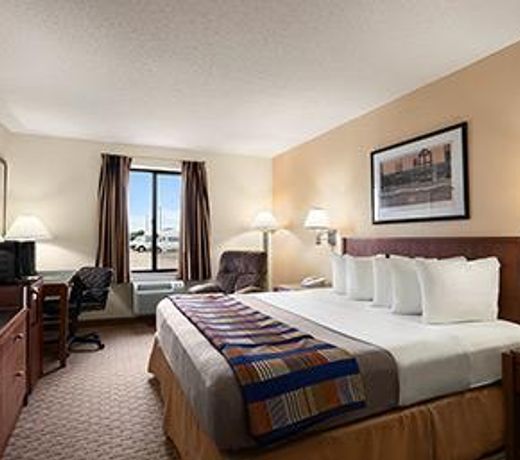 Days Inn by Wyndham Oglesby/ Starved Rock