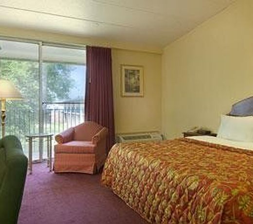 Days Inn by Wyndham Portage