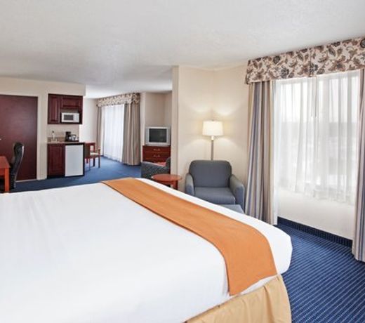 Holiday Inn Express Hotel & Suites Cleveland-Richfield, an IHG Hotel