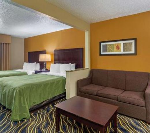Quality Suites Addison-Dallas