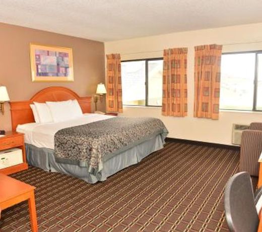 Days Inn by Wyndham Portage