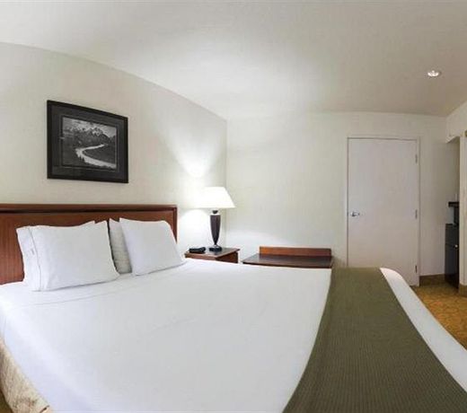 Atherton Park Inn and Suites