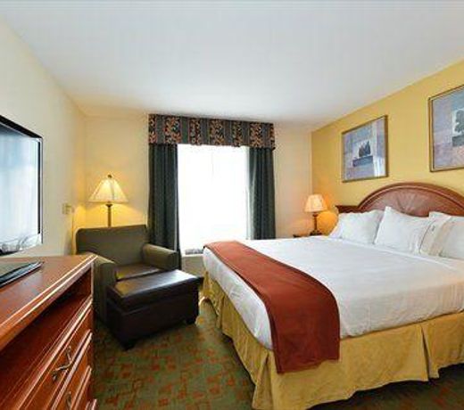 Holiday Inn Express Hotel & Suites Petersburg/Dinwiddie, an IHG Hotel