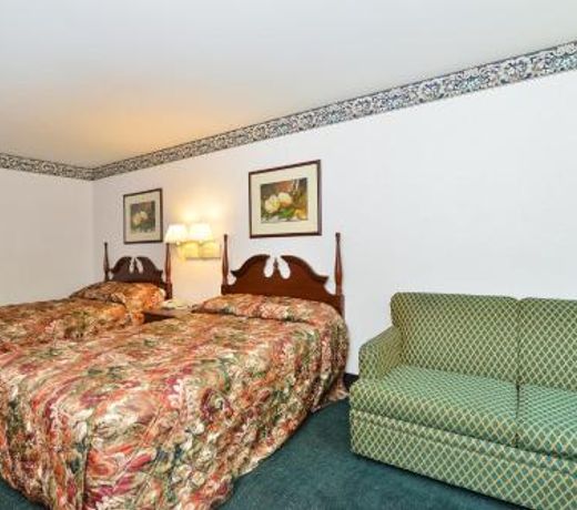 Super 8 by Wyndham Petersburg