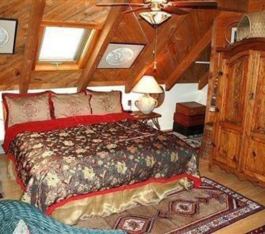 Red Elephant Inn Bed and Breakfast