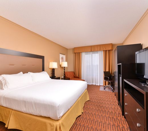 Holiday Inn Express Breezewood, an IHG Hotel