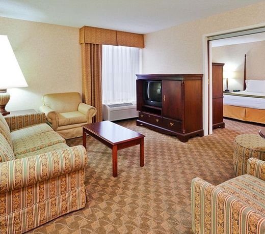 Holiday Inn Express Nashville-Hendersonville, an IHG Hotel