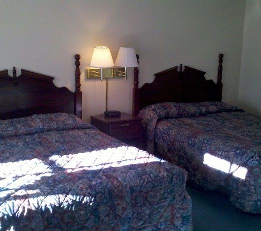 Swiss Chalet Inn