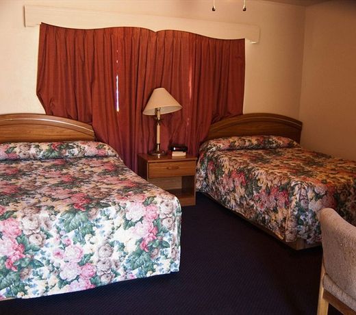 Nob Hill Lodge