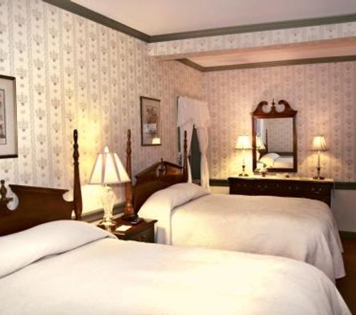 Strasburg Village Inn