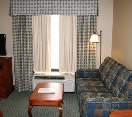 Hampton Inn and Suites Salem