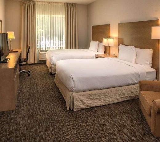 DoubleTree by Hilton North Salem