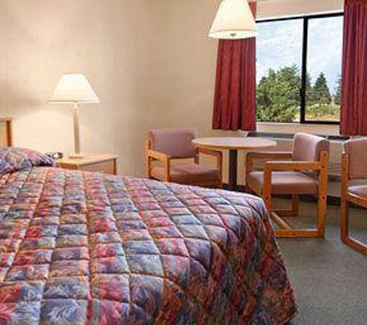 Super 8 By Wyndham Salem