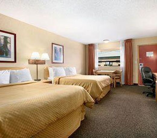 Days Inn by Wyndham Black Bear