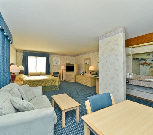 Good Living Inn