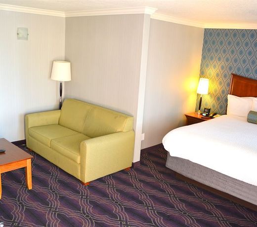 Days Inn San Carlos