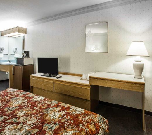 Econo Lodge Washington Harbor