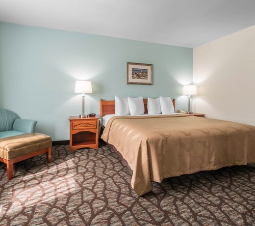 Quality Inn & Suites at Olympic National park