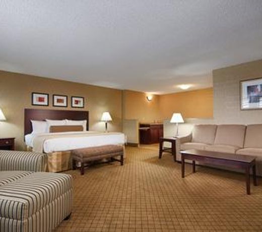 Best Western Plus York Hotel and Conference Center