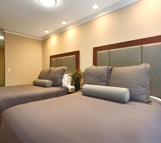 Best Western PLUS Avita Suites