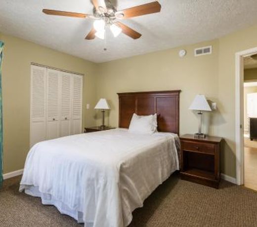 Country Club Villas by Capital Vacations