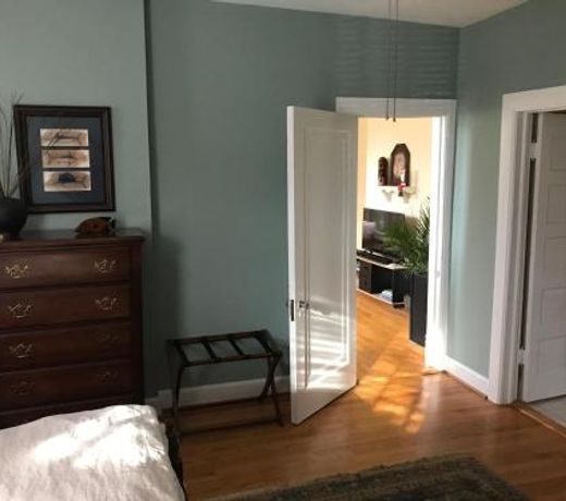 Charles Bass House Bed & Breakfast