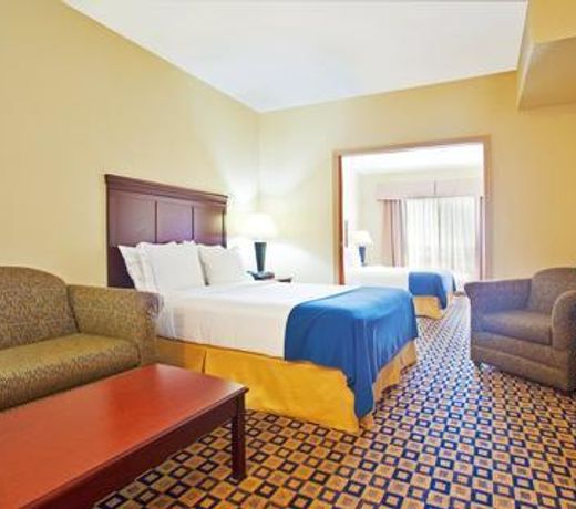 Holiday Inn Express Hotel & Suites Waukegan/Gurnee, an IHG Hotel