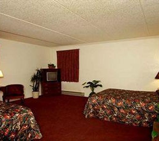 Blackstone Lodge and Suites