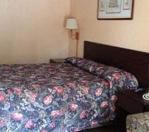 KNIGHTS INN - OPELIKA