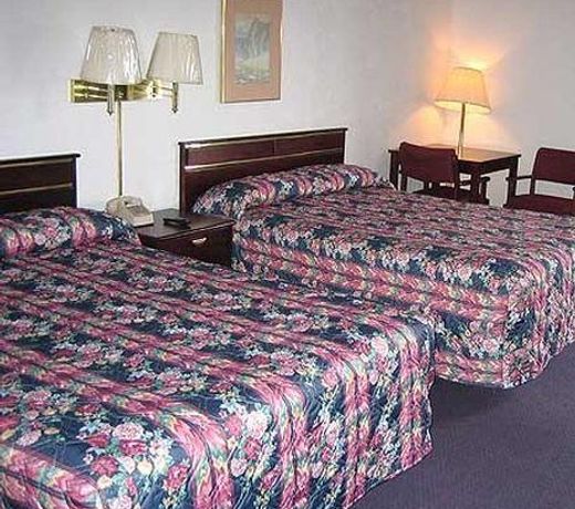 Relax Inn - Warrenton