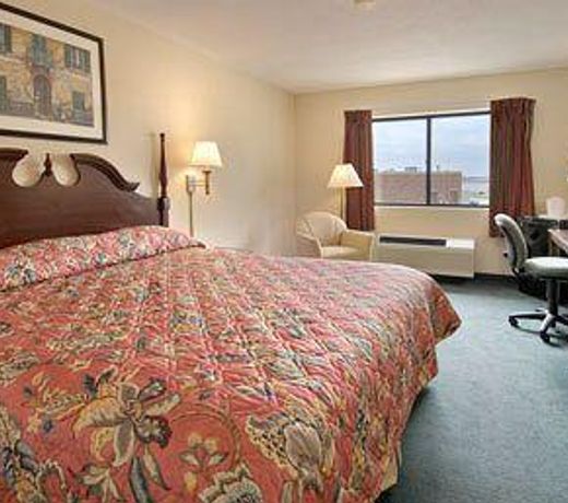 Ramada by Wyndham Vandalia
