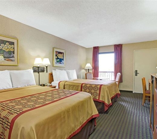 Days Inn by Wyndham Wilson