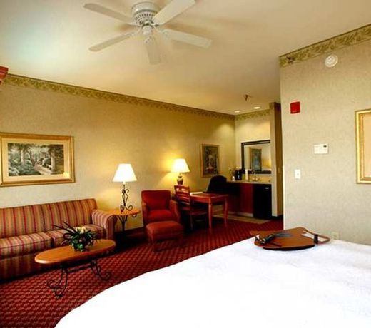 Hampton Inn & Suites Birmingham-Pelham - I-65