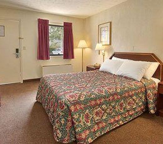 Red Roof Inn Edgewood