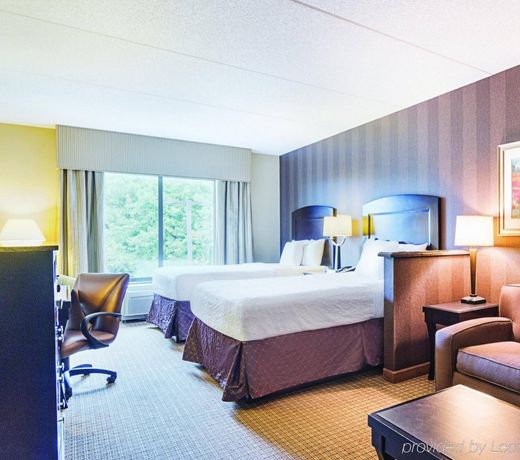 La Quinta Inn & Suites Bel Air I-95 Exit 77A