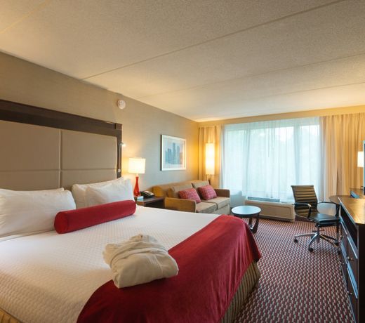 Crowne Plaza Boston - Woburn, an IHG Hotel