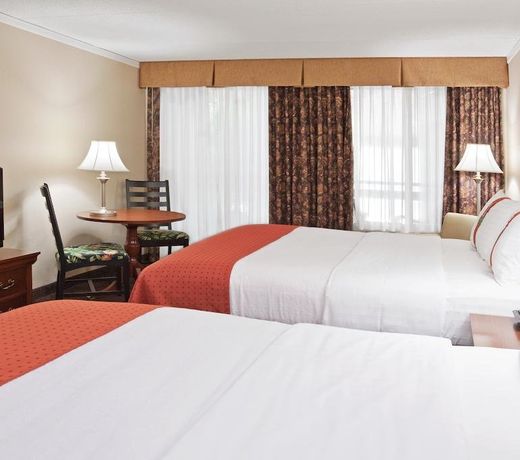 Days Inn by Wyndham Warren