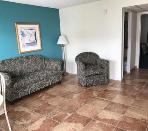Days Inn & Suites by Wyndham Wildwood