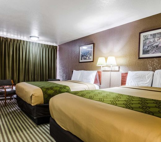 Econo Lodge Winfield
