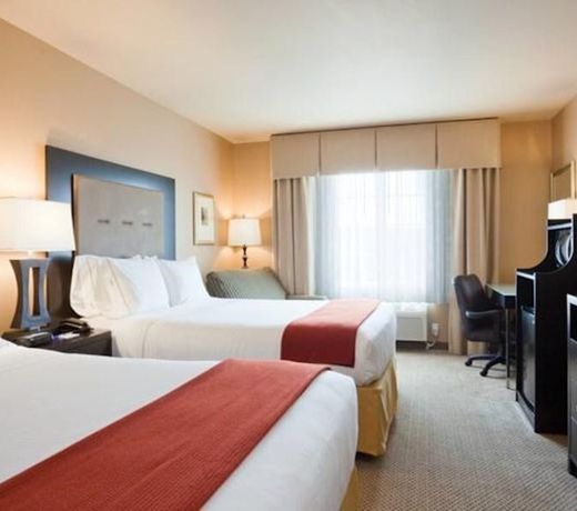 Holiday Inn Express & Suites Tacoma Downtown, an IHG Hotel