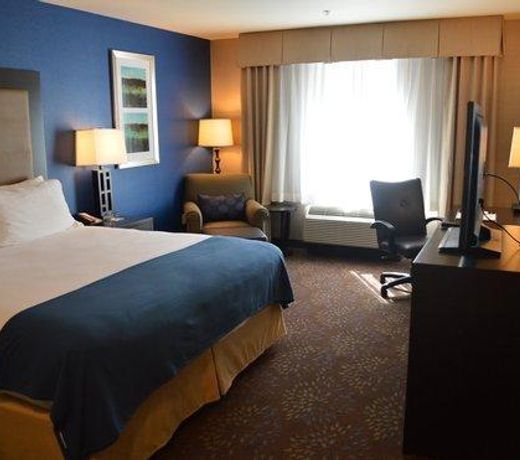 Holiday Inn Express & Suites Tacoma Downtown, an IHG Hotel