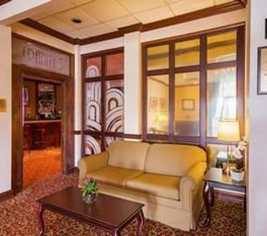 Clarion Inn
